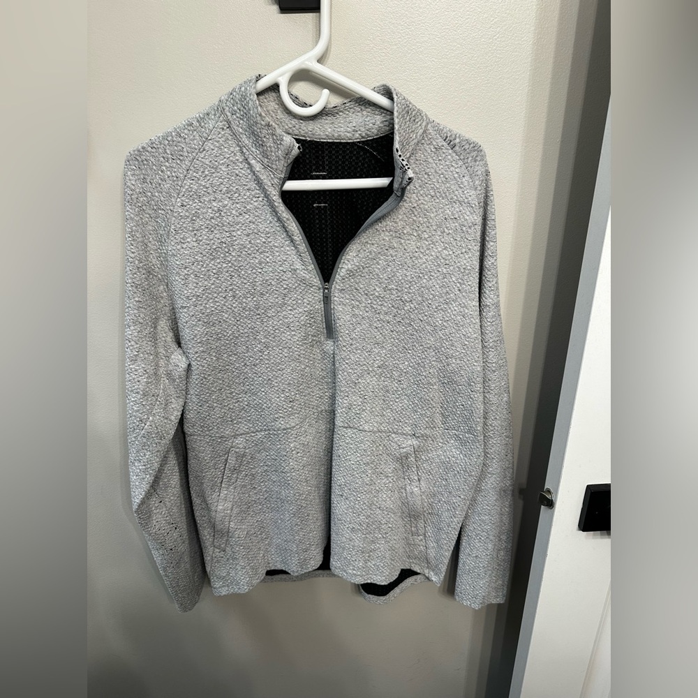 Lululemon men’s Light Gray Quarter-Zip Textured Pullover